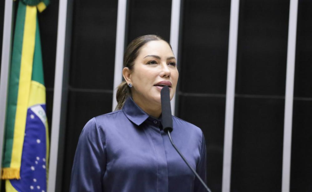 Renilce Nicodemos é autora de projeto que obriga o SUS a fornecer medicamentos para tratamento de pessoas com TEA e TDAH