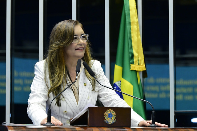 Dra. Eudócia apresenta projeto de lei para incluir exame de refração ocular entre os procedimentos ofertados pelo SUS